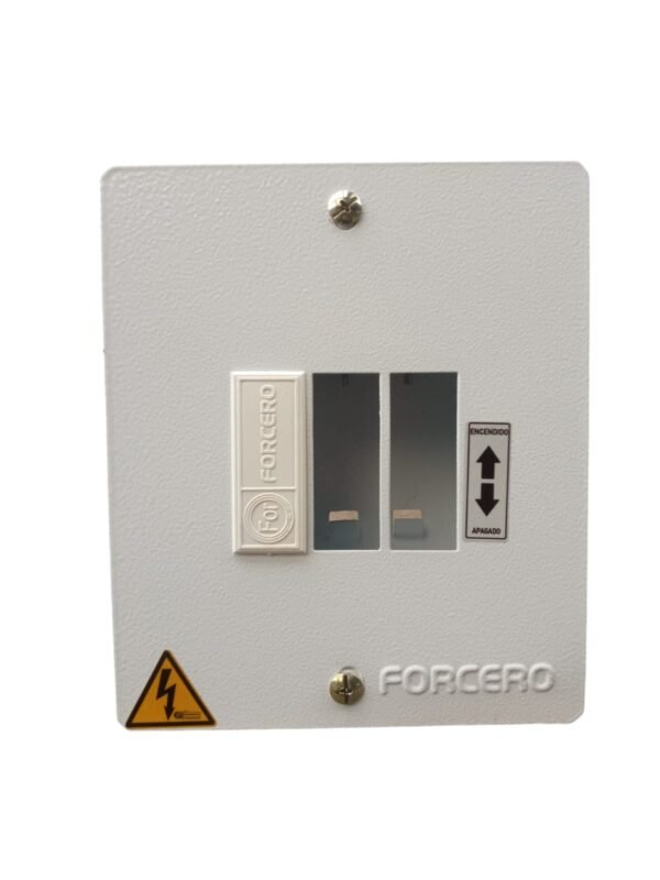 CAJA 3 CIRCUITOS USO INTERNO PARA BREAKER ENCHUFABLE